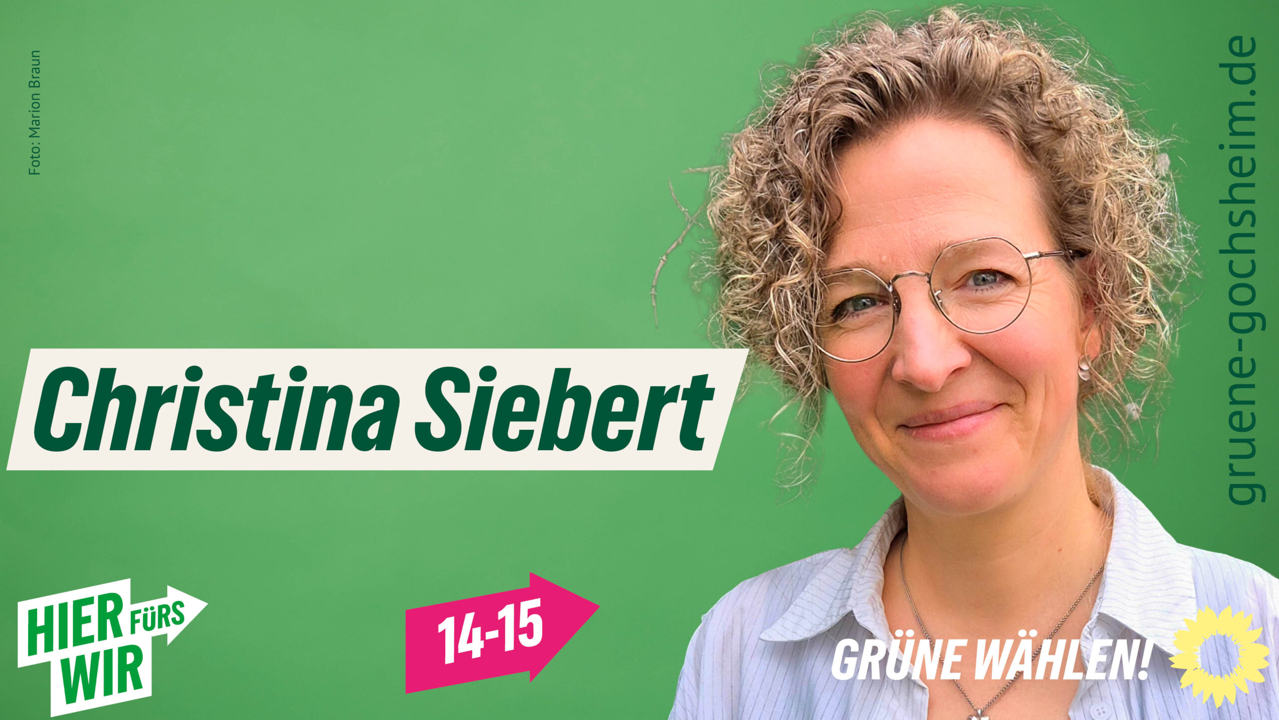 Christina Siebert, freigestellt vor grünem Hintergrund, mit Aufforderung "Grüne wählen"